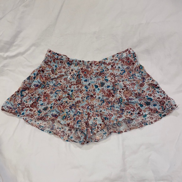 Cute Pattern Shorts - Picture 1 of 2